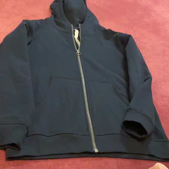 Navy lululemon sweatshirt. Size medium - Picture 3 of 3